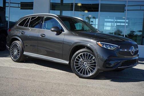 2026 Mercedes-Benz GLC 300 4MATIC