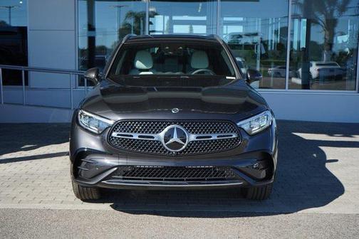 2026 Mercedes-Benz GLC 300 4MATIC