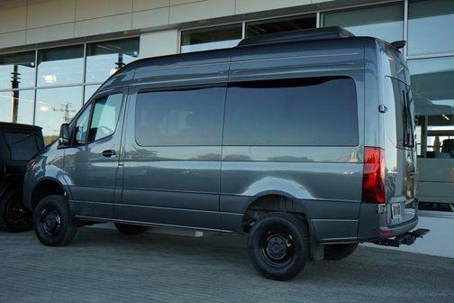 2025 Mercedes-Benz Sprinter 2500 Passenger 144 WB