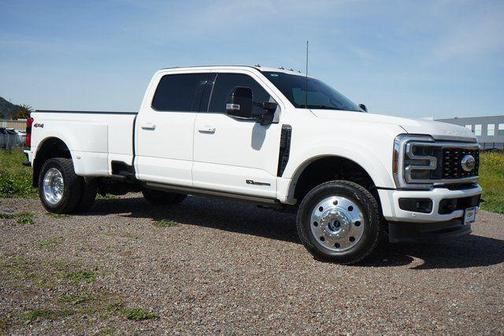 2025 Ford F-450 Platinum