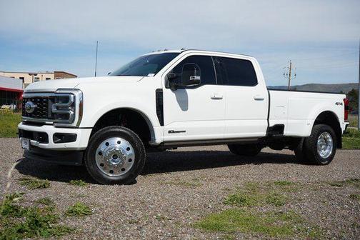 2025 Ford F-450 Platinum
