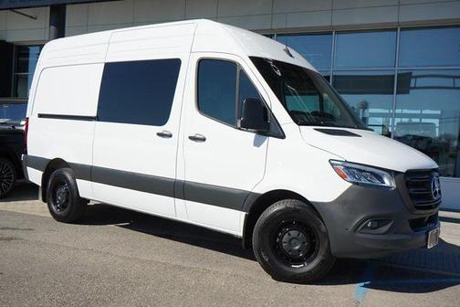 2024 Mercedes-Benz Sprinter 2500 Crew 144 WB