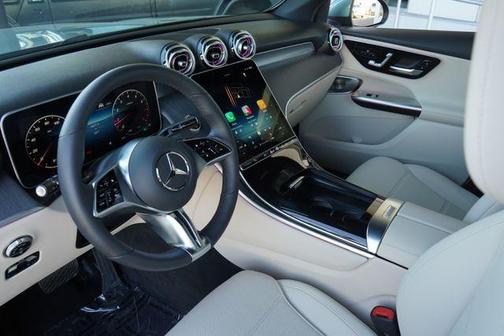 Verde Silver Metallic 2026 Mercedes-Benz GLC 300 Base