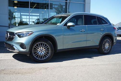Verde Silver Metallic 2026 Mercedes-Benz GLC 300 Base