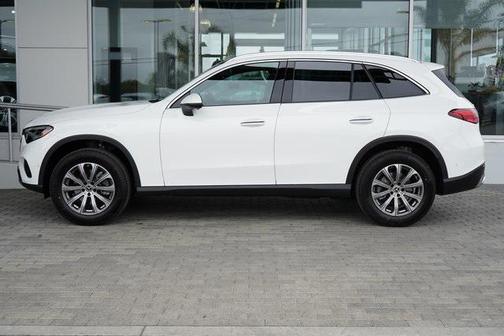 2025 Mercedes-Benz GLC 300 4MATIC
