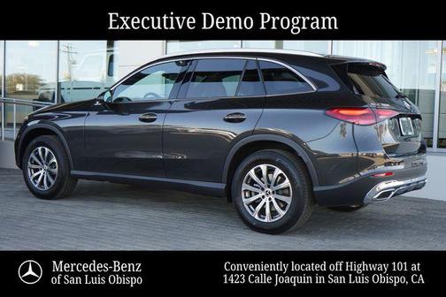 Graphite Grey Metallic 2026 Mercedes-Benz GLC 300 Base