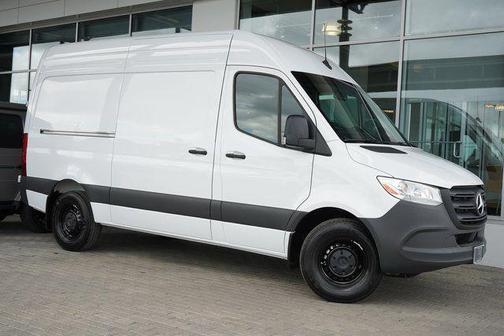 2025 Mercedes-Benz Sprinter 2500 Standard Roof