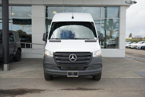 2025 Mercedes-Benz Sprinter 2500 Standard Roof