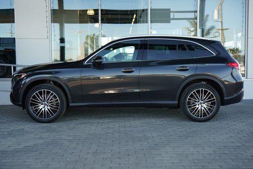2026 Mercedes-Benz GLC 300 4MATIC