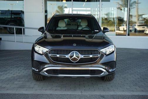 2026 Mercedes-Benz GLC 300 4MATIC