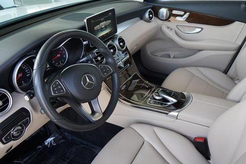 2017 Mercedes-Benz GLC 300 Base