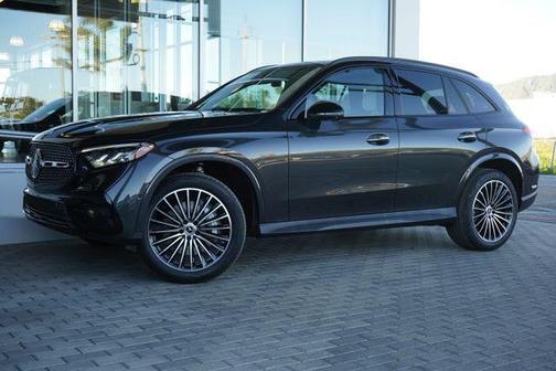 2026 Mercedes-Benz GLC 300 4MATIC