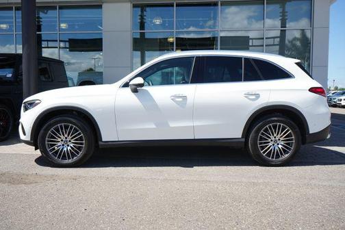 Polar White 2026 Mercedes-Benz GLC 300 4MATIC