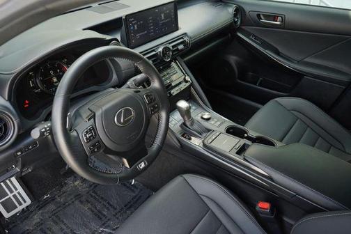 Incognito 2024 Lexus IS 350 Base