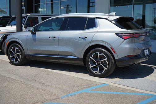 2025 Chevrolet Equinox EV LT