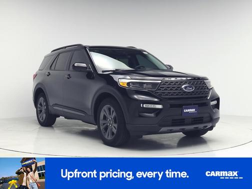 Black 2023 Ford Explorer XLT