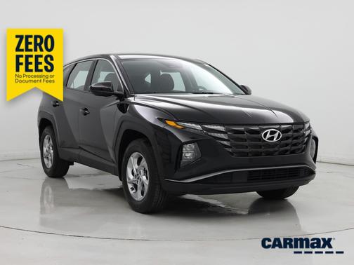 Black 2024 Hyundai TUCSON SE