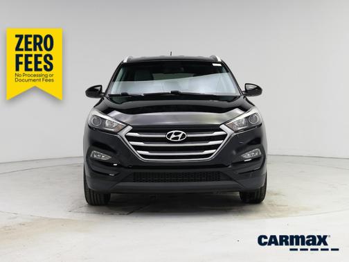 Black 2017 Hyundai TUCSON SE