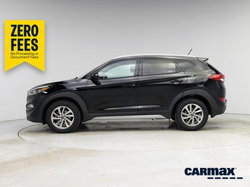 Black 2017 Hyundai TUCSON SE