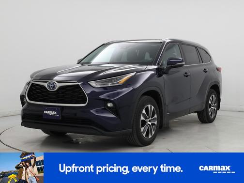 2022 Toyota Highlander Hybrid XLE