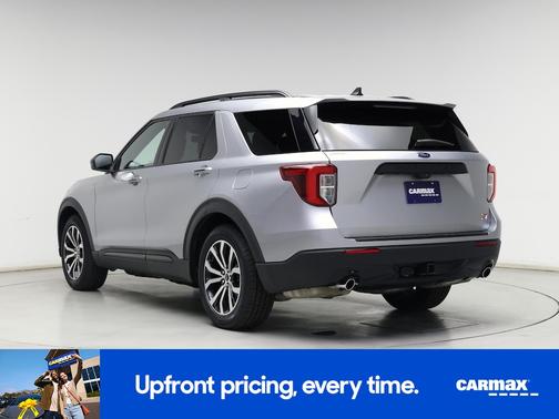 Silver 2024 Ford Explorer ST-Line