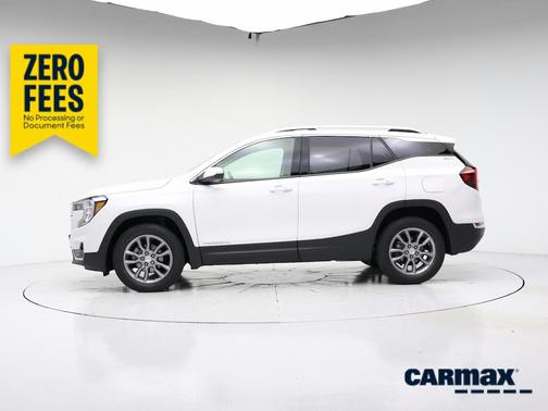 White 2022 GMC Terrain SLT