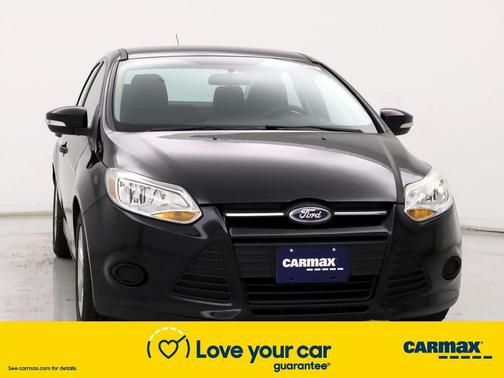 Photo 5 of 24 of 2014 Ford Focus SE