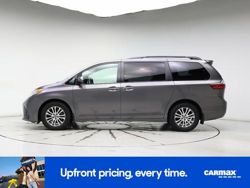 2019 Toyota Sienna XLE