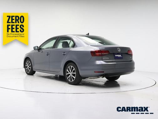 Gray 2017 Volkswagen Jetta SE
