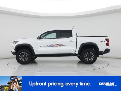 White 2025 Chevrolet Colorado ZR2
