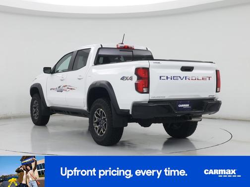 White 2025 Chevrolet Colorado ZR2