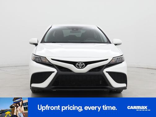 White 2021 Toyota Camry SE