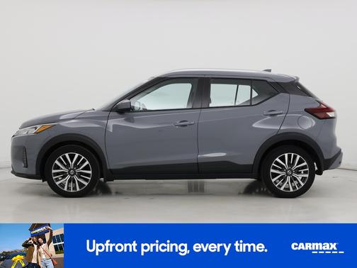 Gray 2021 Nissan Kicks SV