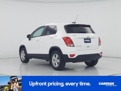 White 2022 Chevrolet Trax LS