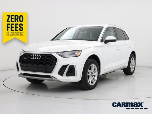 White 2023 Audi Q5 S-Line Premium