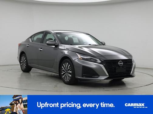 2023 Nissan Altima SV