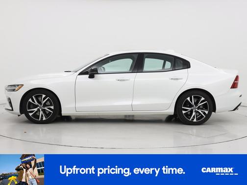 2019 Volvo S60 T6 R-Design