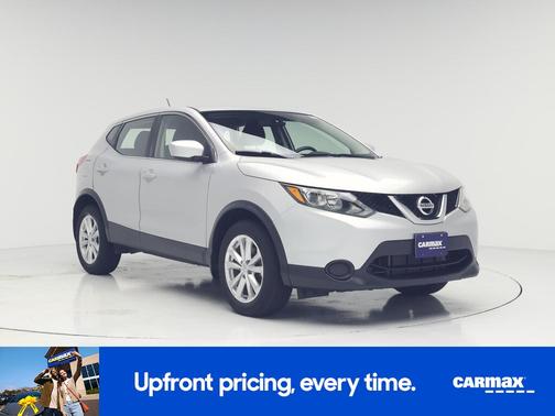 Silver 2017 Nissan Rogue Sport SV