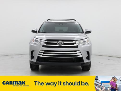 2019 Toyota Highlander LE