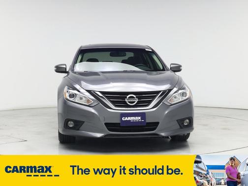 2017 Nissan Altima SL