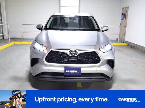 Silver 2023 Toyota Highlander L