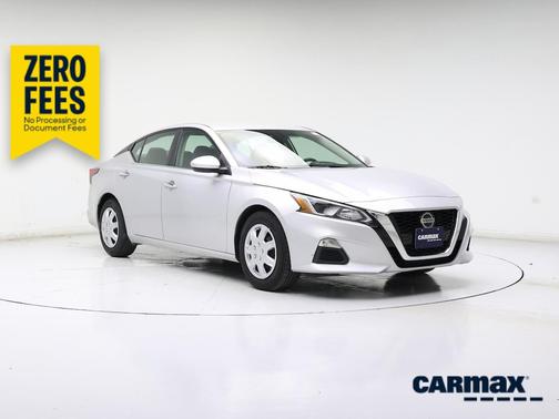 Silver 2019 Nissan Altima S