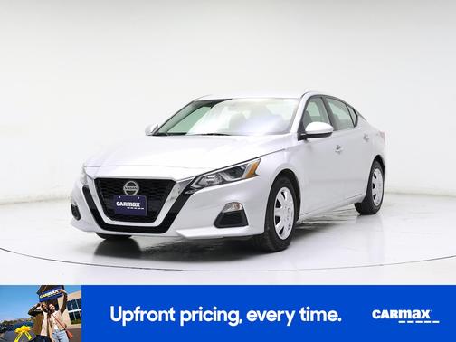 Silver 2019 Nissan Altima S
