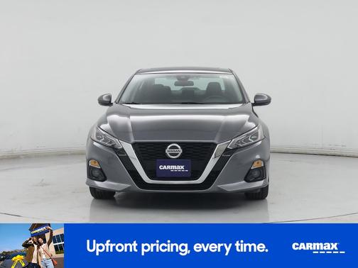 Gray 2022 Nissan Altima SL