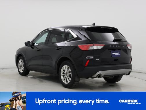 Black 2022 Ford Escape SE