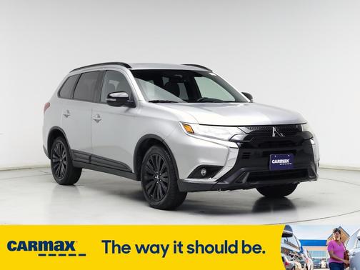 2020 Mitsubishi Outlander LE