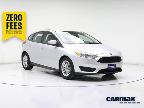 Silver 2017 Ford Focus SE