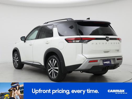 2022 Nissan Pathfinder Platinum