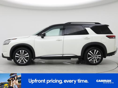 2022 Nissan Pathfinder Platinum