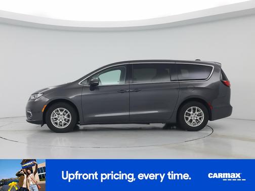 Gray 2023 Chrysler Pacifica Touring L
